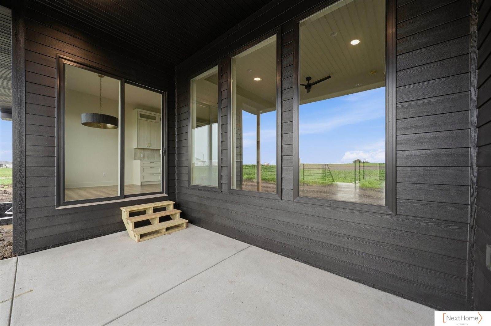8921 Dragonfly Lane, Lincoln, NE 68526