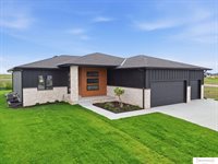 8921 Dragonfly Lane, Lincoln, NE 68526