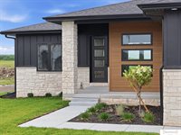 8921 Dragonfly Lane, Lincoln, NE 68526