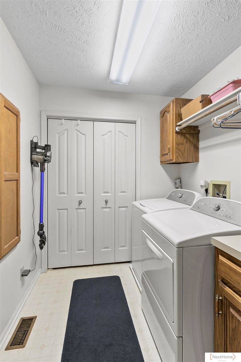 7001 South 45Th Street, Lincoln, NE 68516