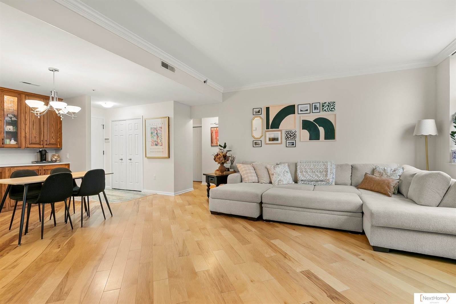 128 North 13Th Street, Lincoln, NE 68508