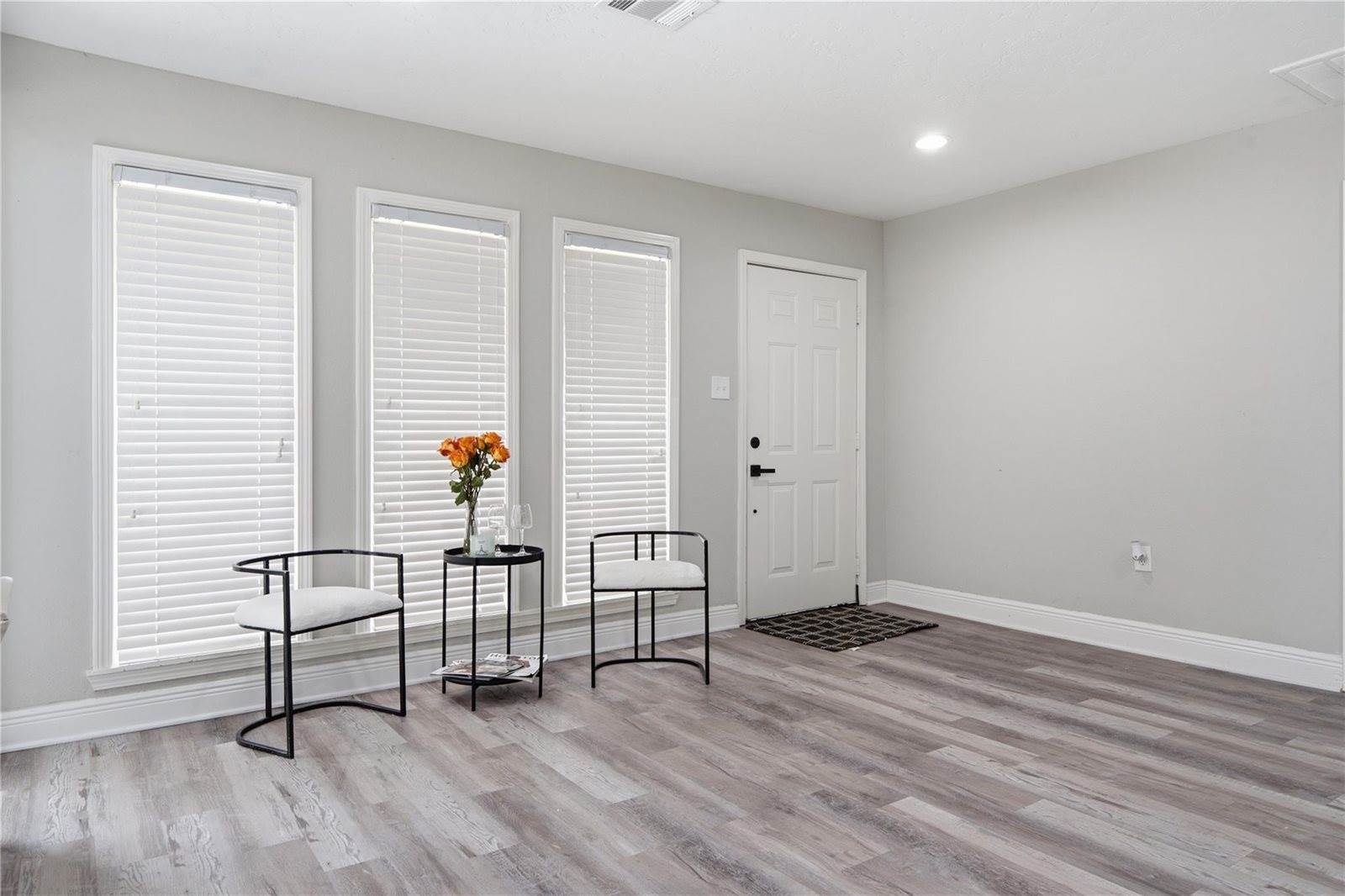 8826 Delilah Street, Houston, TX 77033