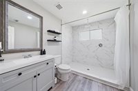 8826 Delilah Street, Houston, TX 77033
