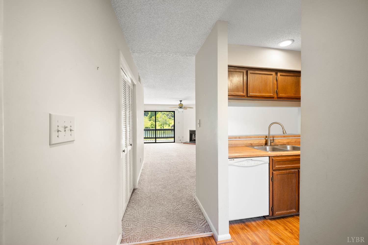 2412 Deer Run, Forest, VA 24551