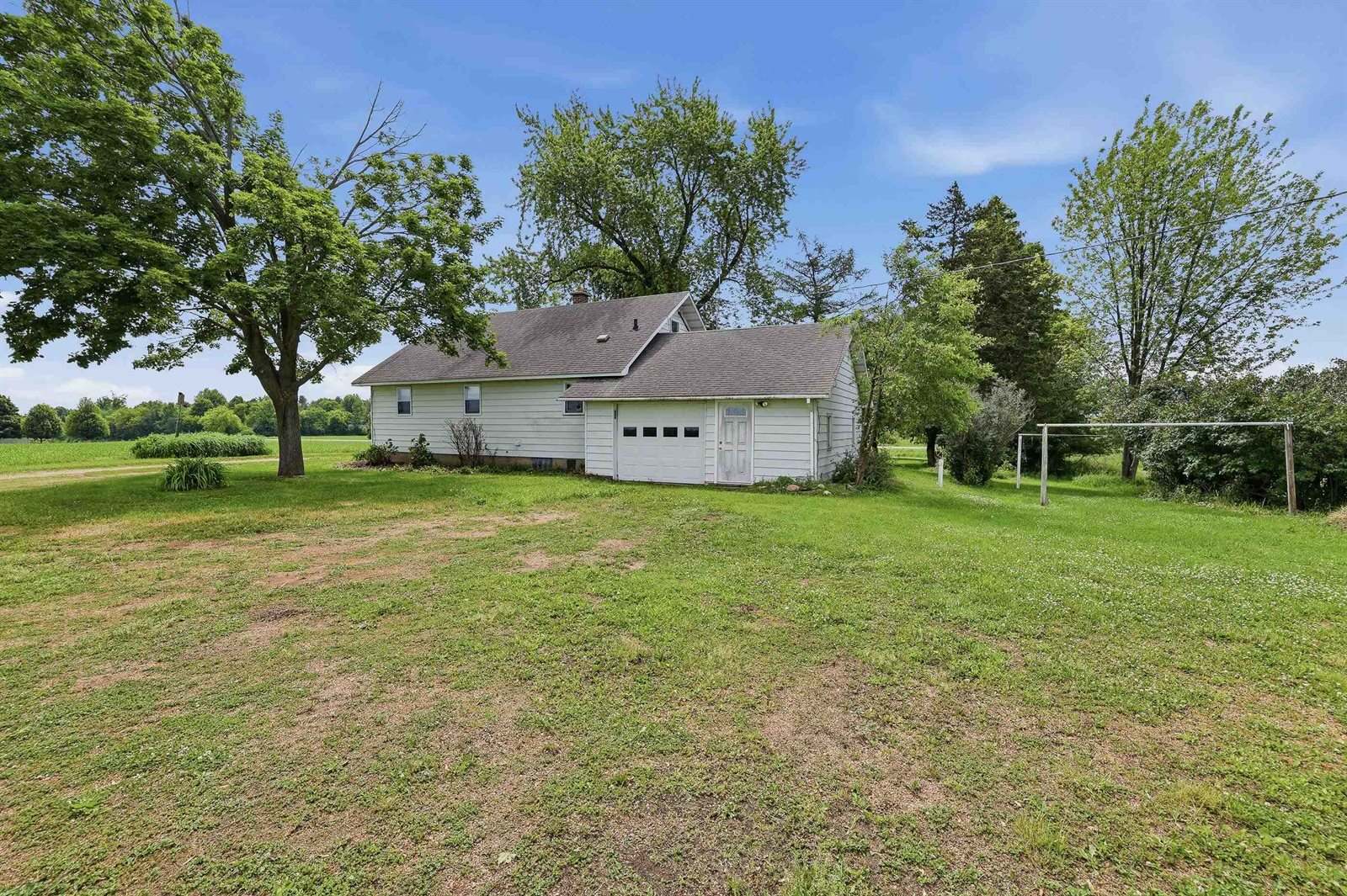 4448 Trestik Drive, Auburndale, WI 54412