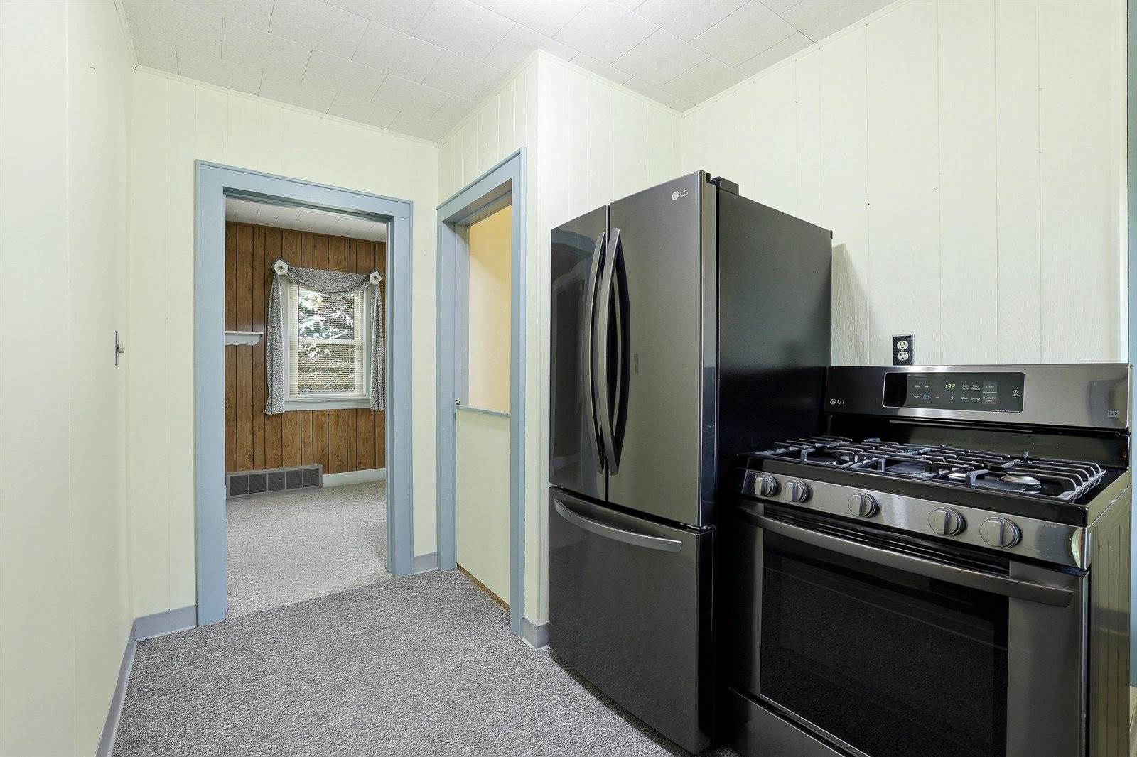300 Mc Dill Avenue, Stevens Point, WI 54481