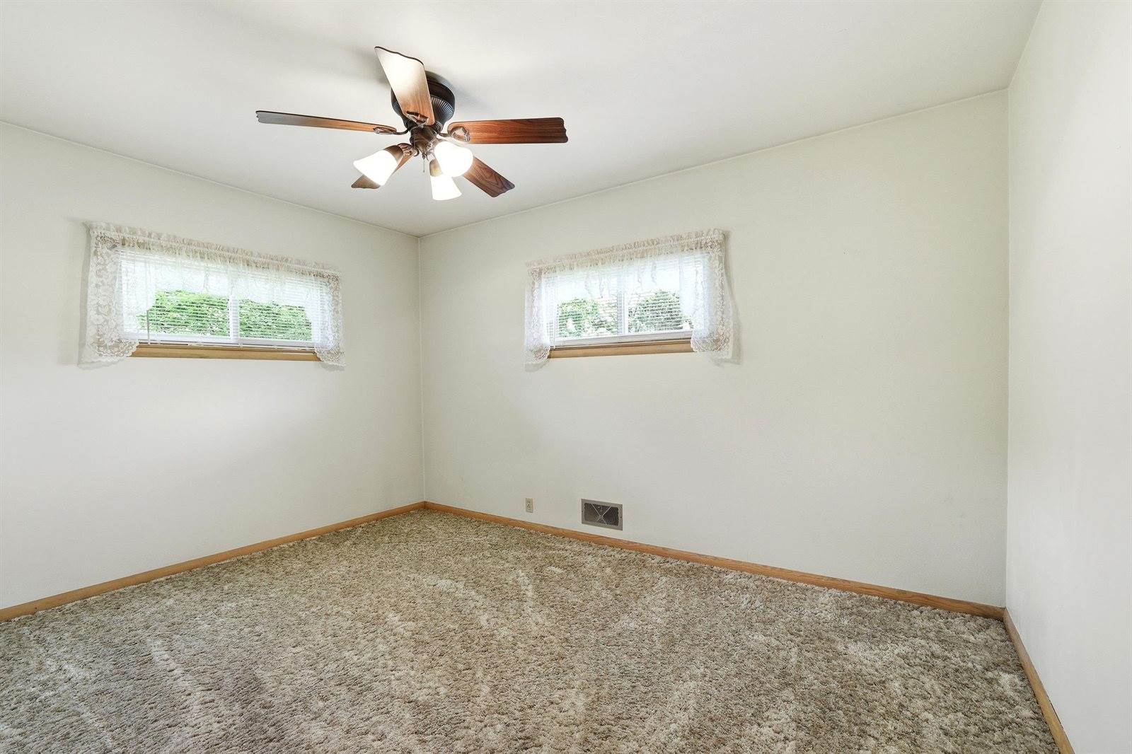 300 Mc Dill Avenue, Stevens Point, WI 54481