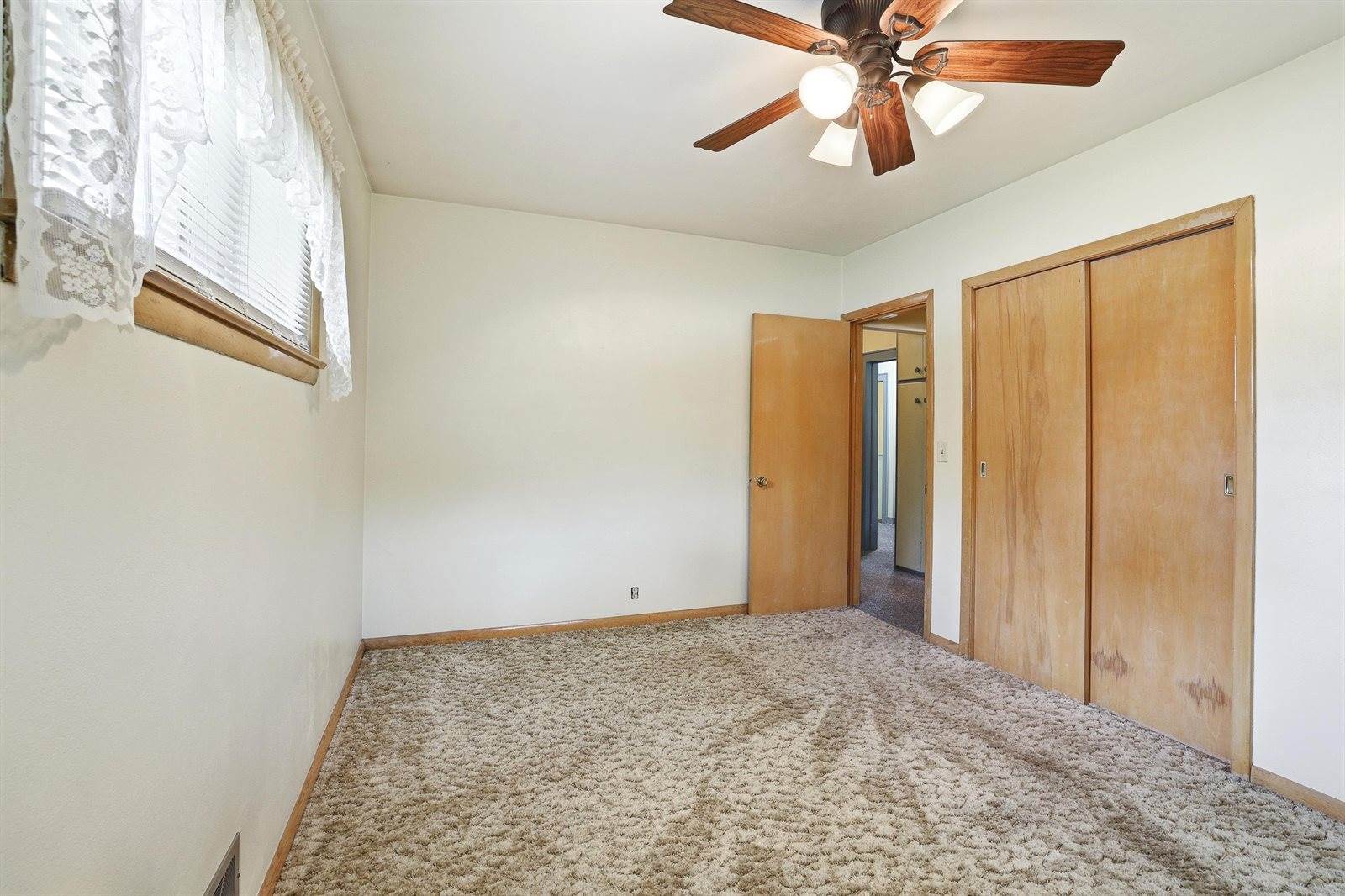 300 Mc Dill Avenue, Stevens Point, WI 54481