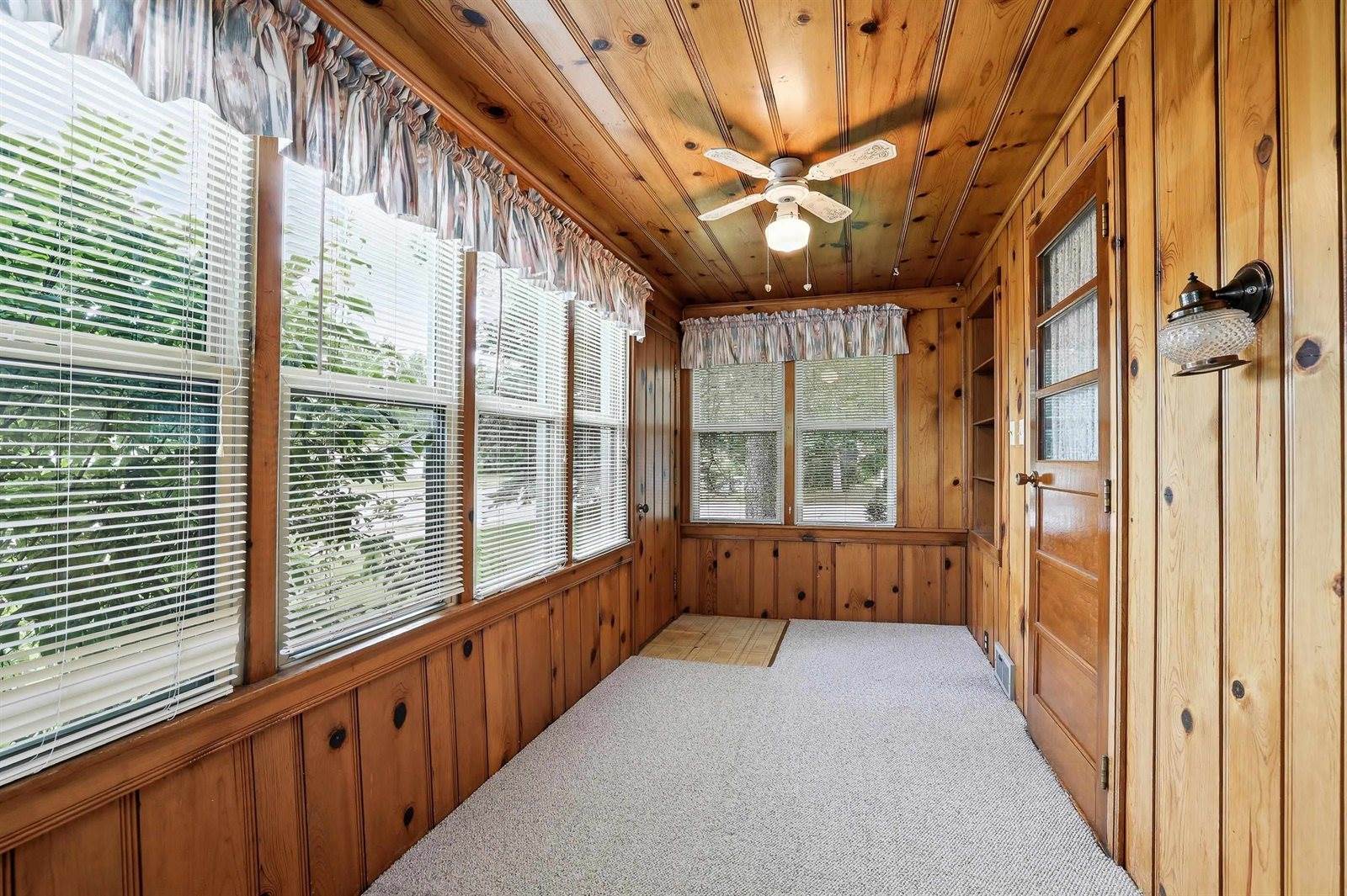 300 Mc Dill Avenue, Stevens Point, WI 54481