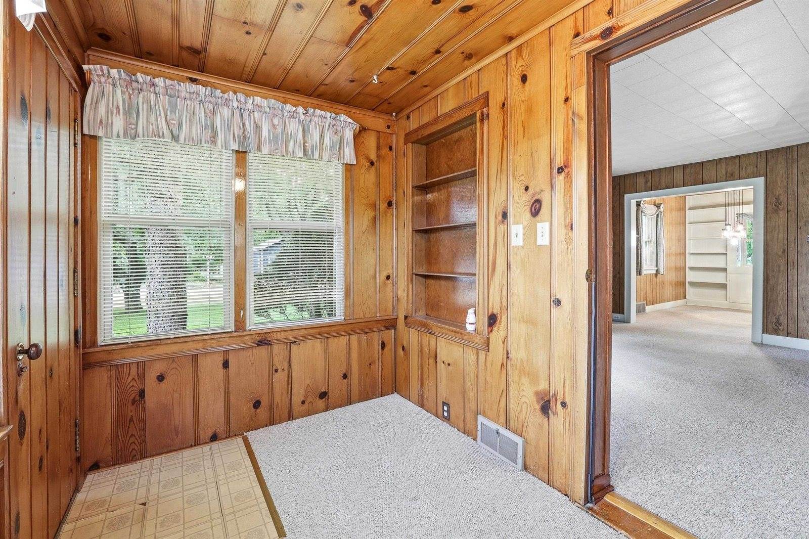 300 Mc Dill Avenue, Stevens Point, WI 54481
