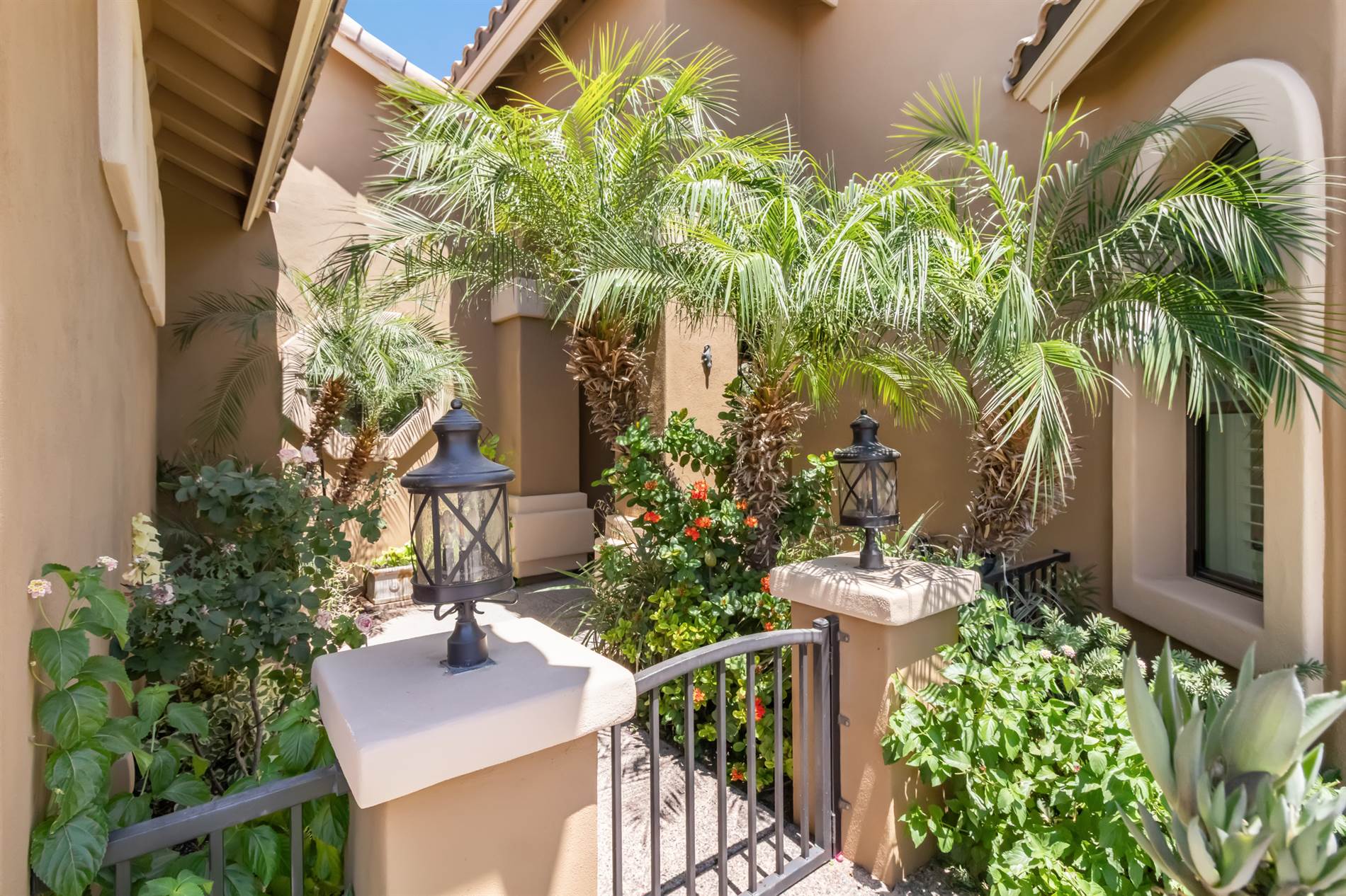 11660 N Lakeview Ct, surprise, AZ 85378
