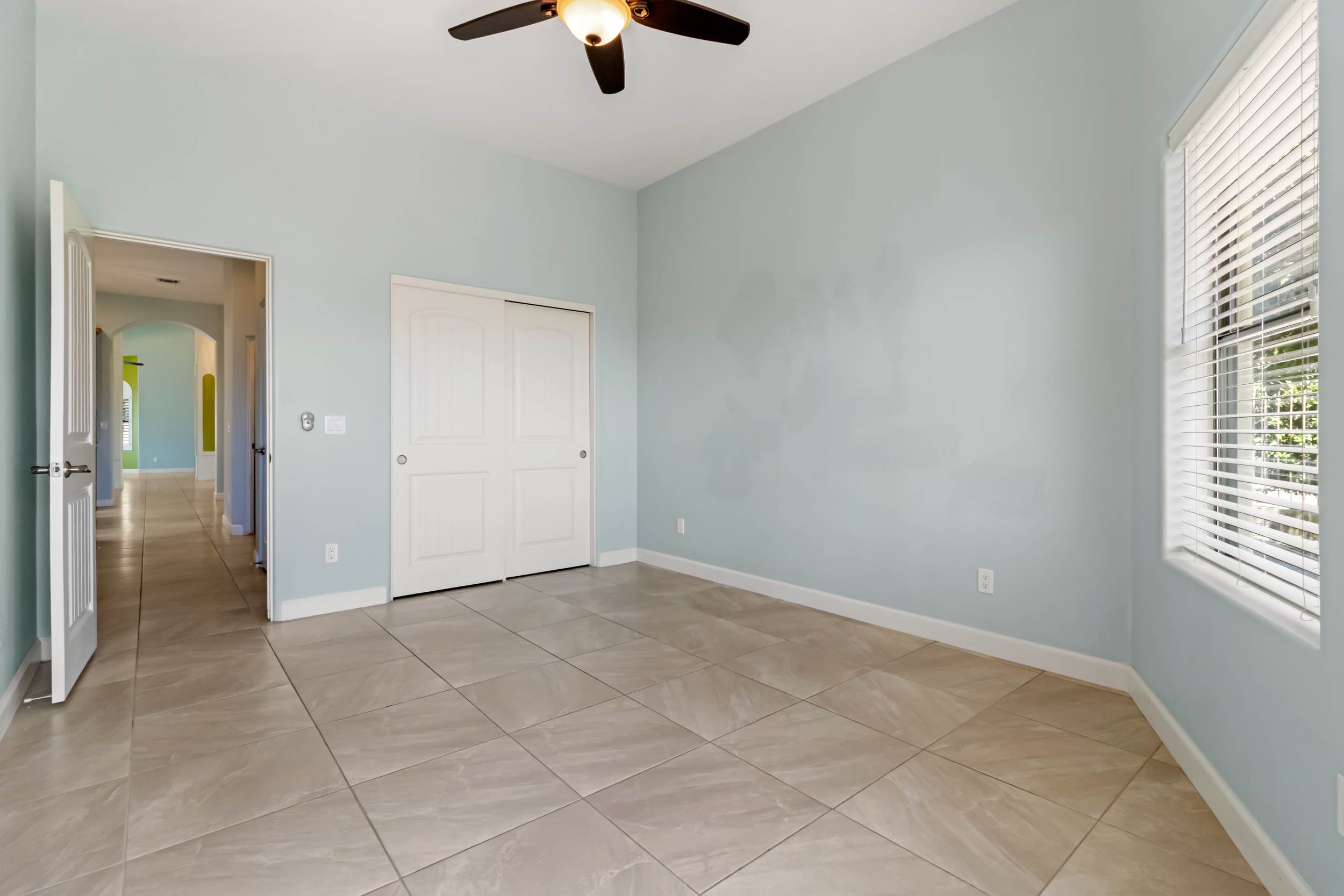 11660 N Lakeview Ct, surprise, AZ 85378
