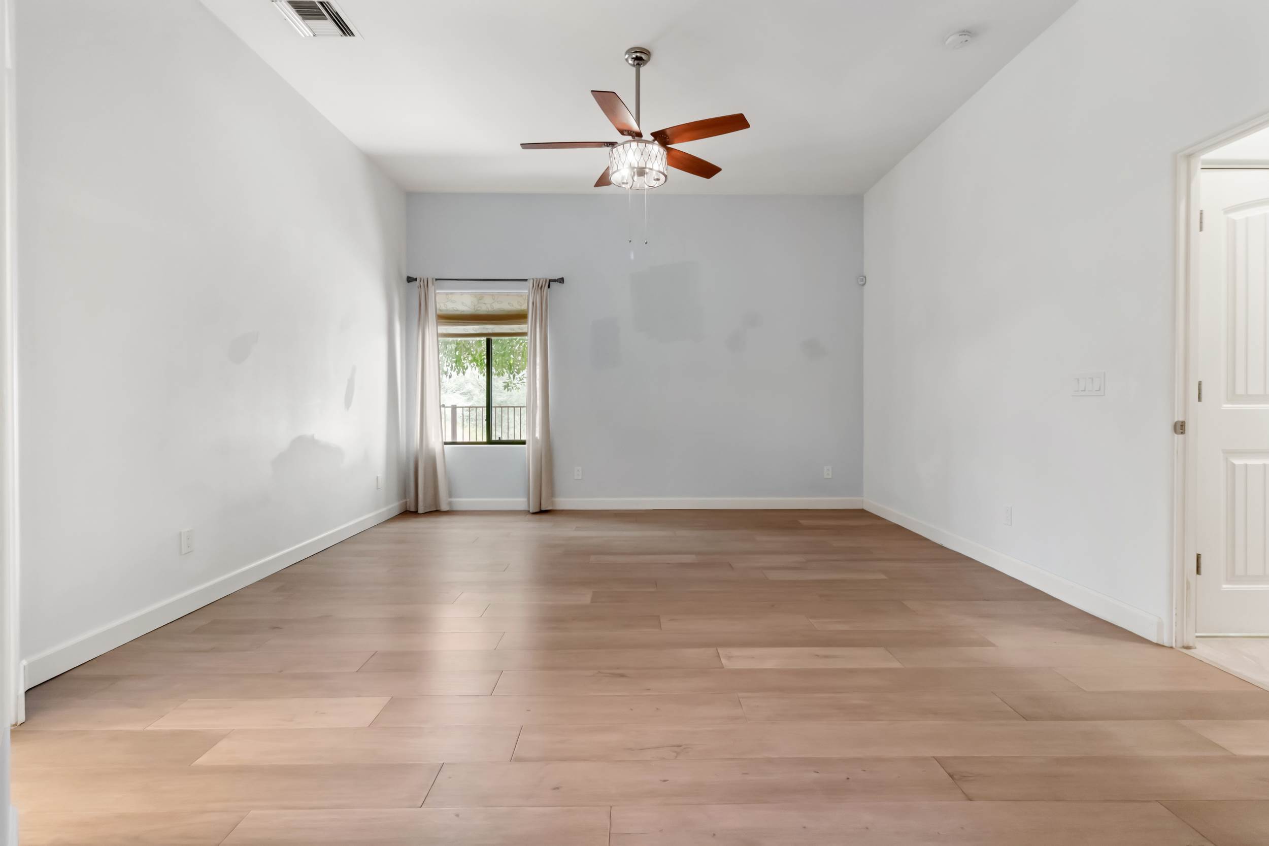 11660 N Lakeview Ct, surprise, AZ 85378