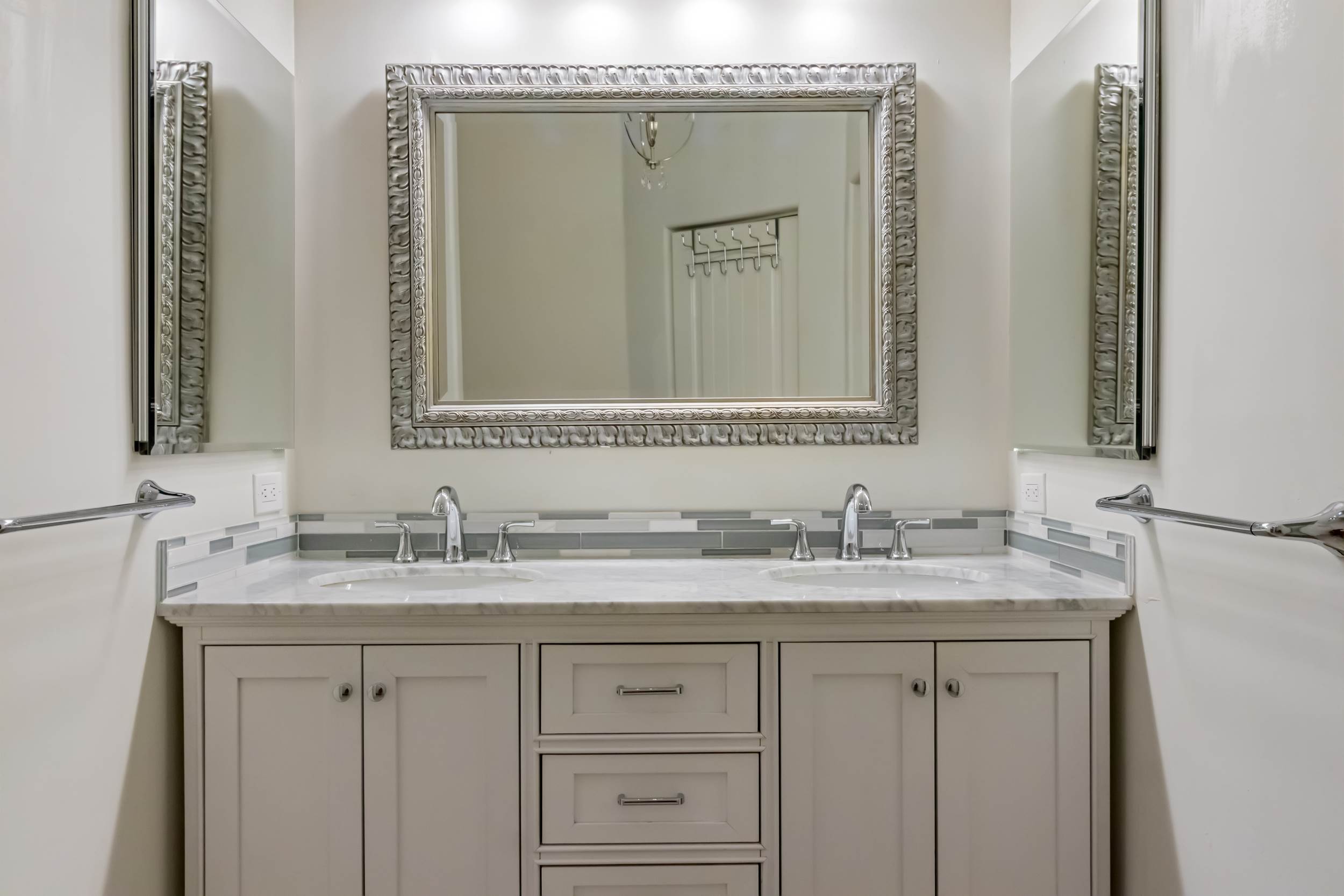 11660 N Lakeview Ct, surprise, AZ 85378