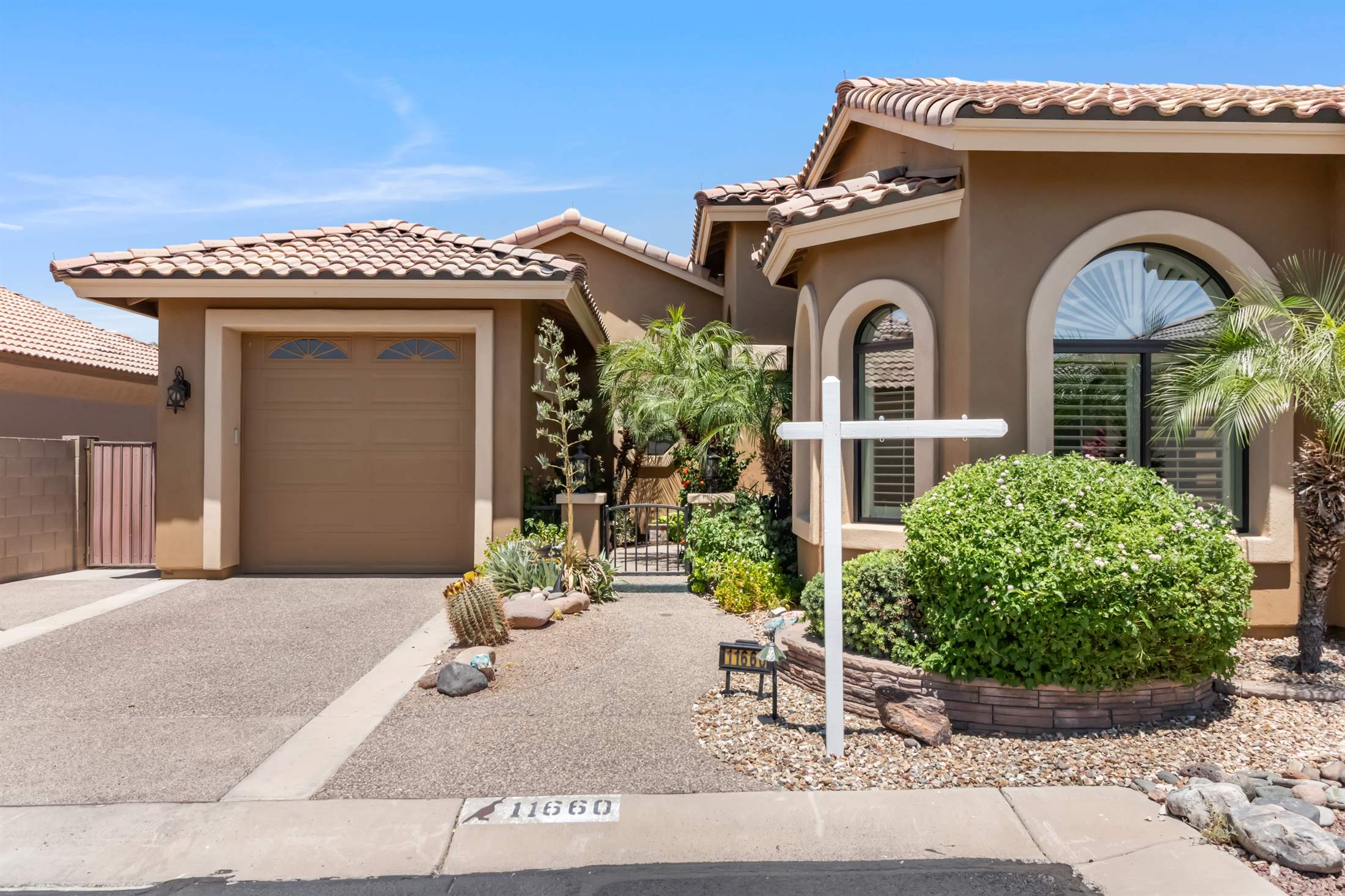 11660 N Lakeview Ct, surprise, AZ 85378