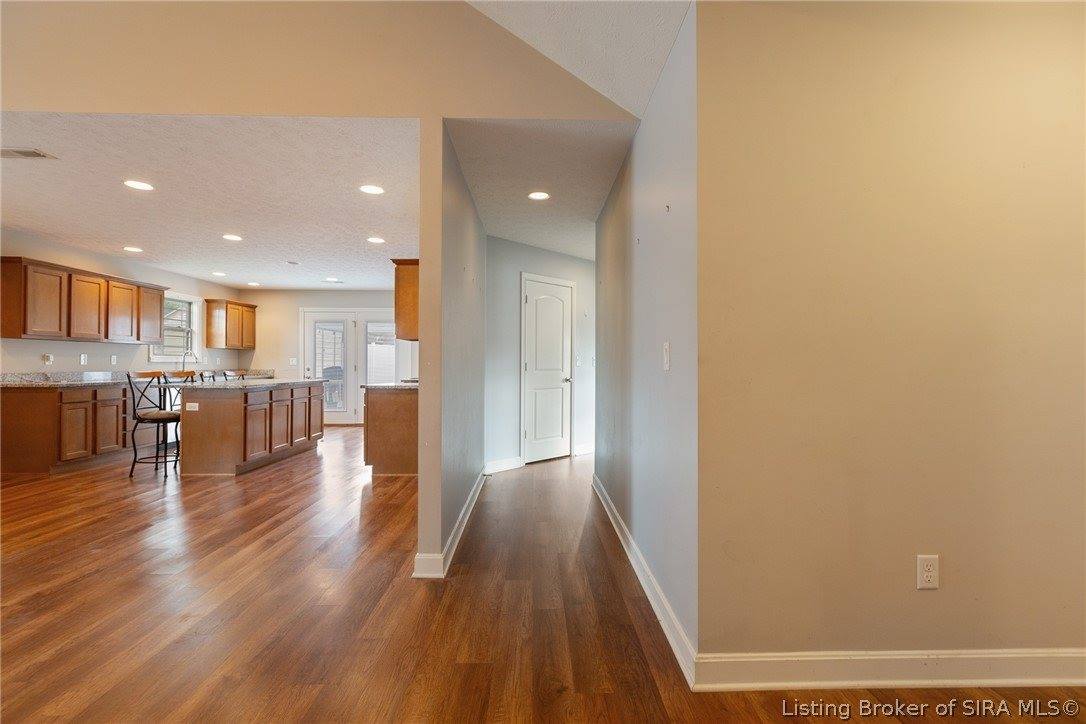 6413 Sunset Loop, Charlestown, IN 47111