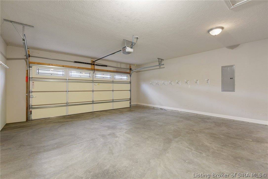 6413 Sunset Loop, Charlestown, IN 47111