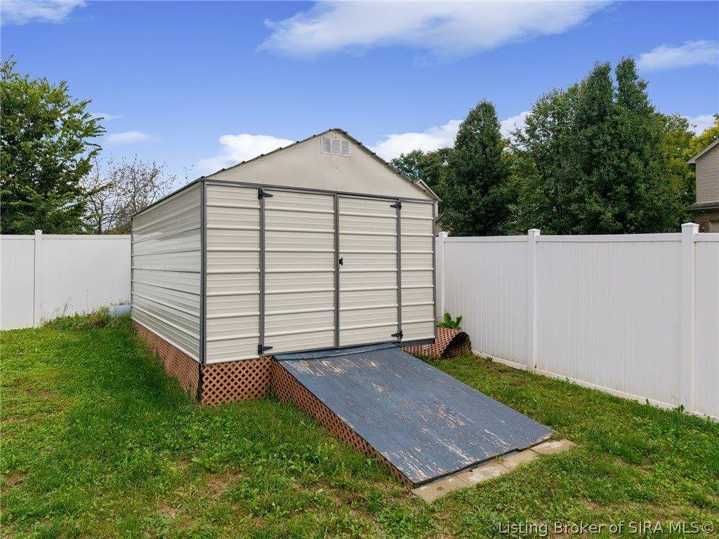 6413 Sunset Loop, Charlestown, IN 47111