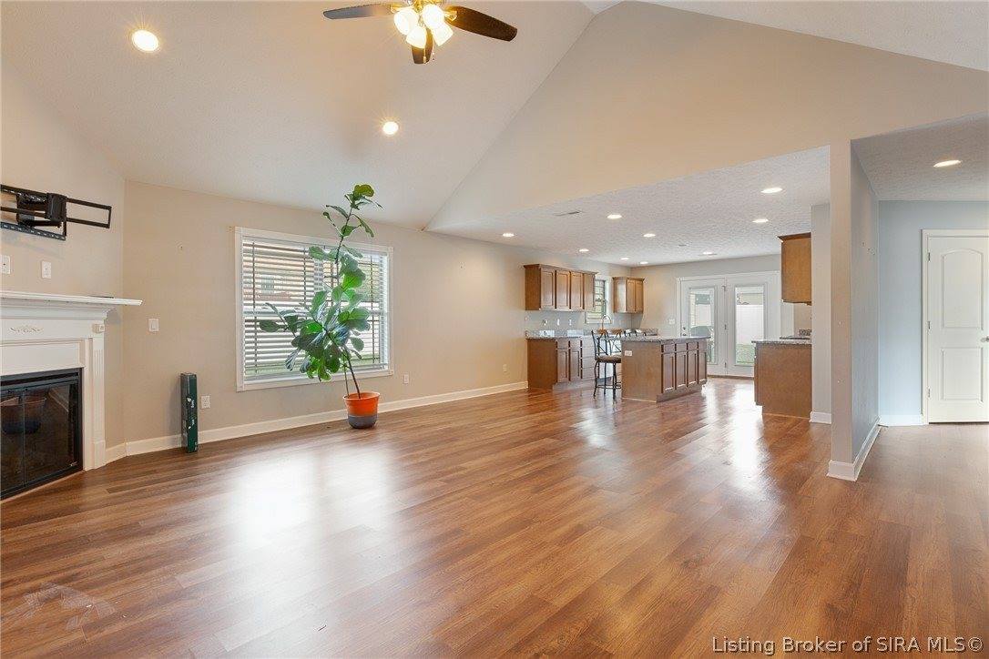 6413 Sunset Loop, Charlestown, IN 47111