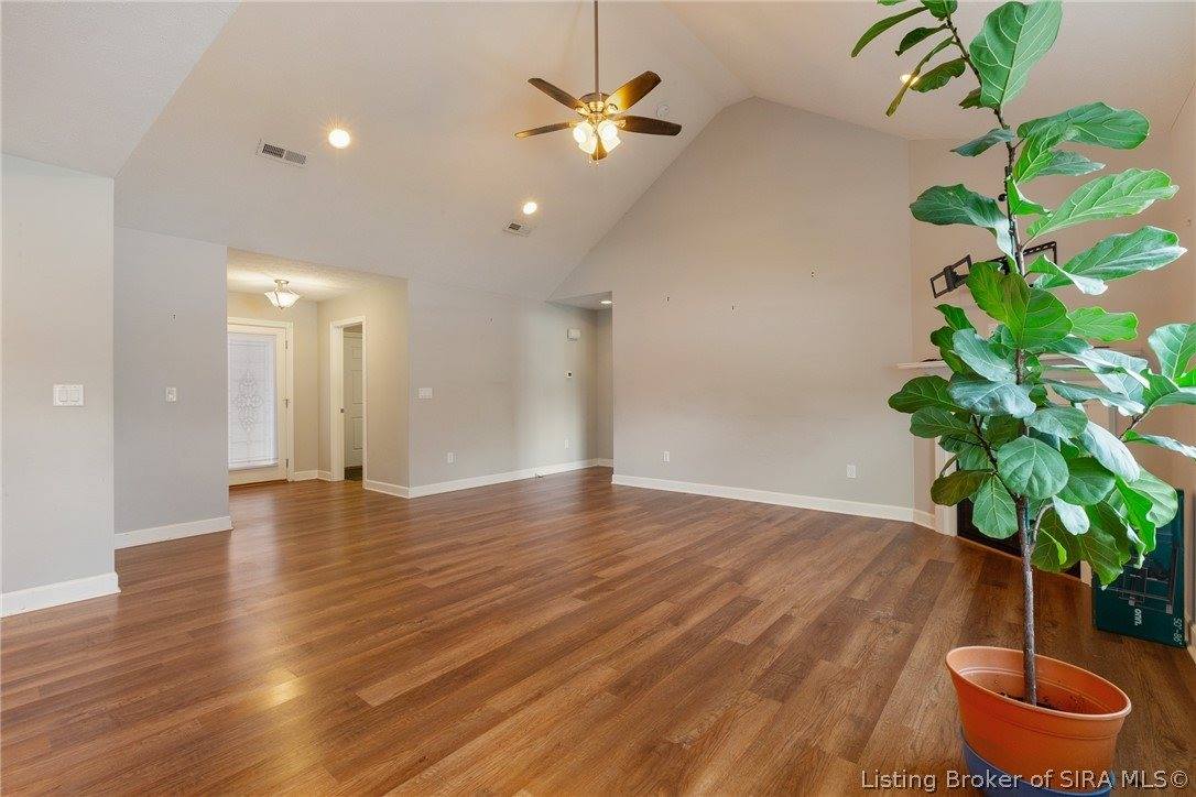 6413 Sunset Loop, Charlestown, IN 47111