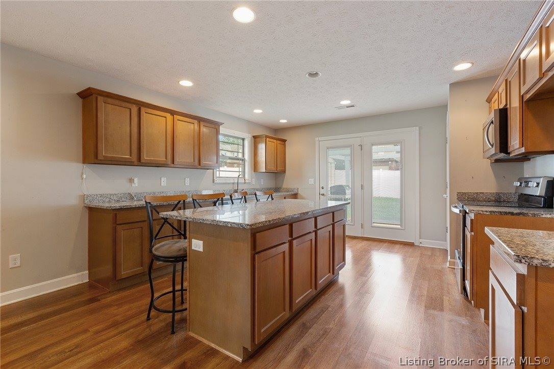 6413 Sunset Loop, Charlestown, IN 47111