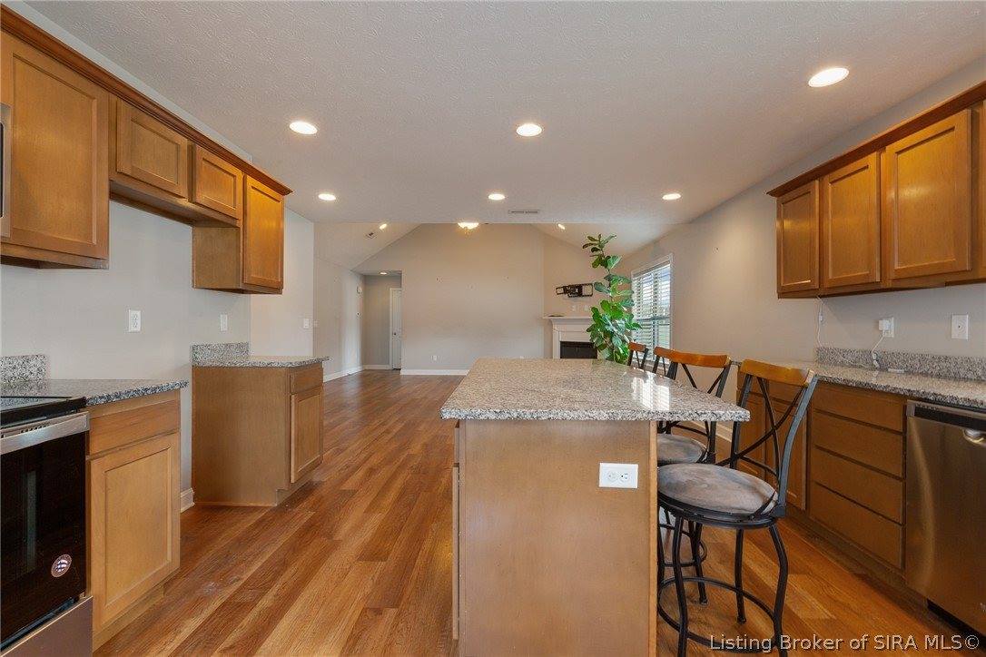 6413 Sunset Loop, Charlestown, IN 47111