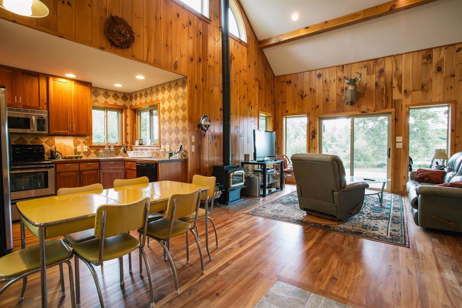 N4342 Snyder Lake Road, Neillsville, WI 54456