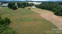 412 Mcmurray Road, Flat Rock, NC 28731