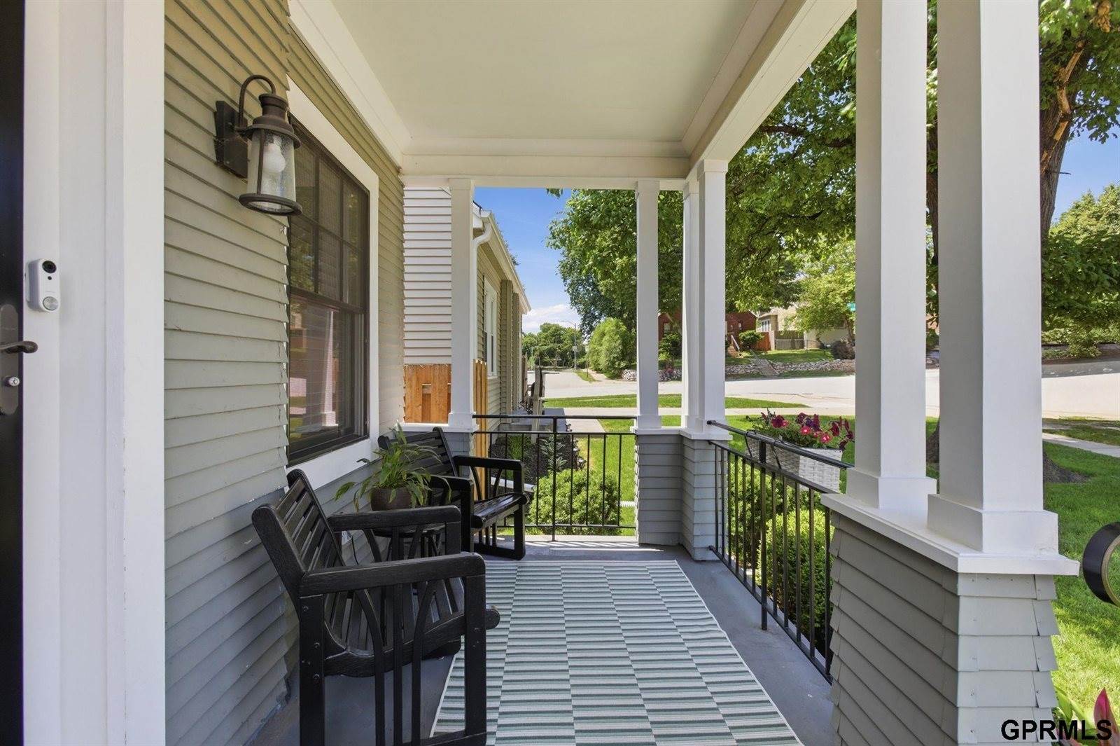 5911 Pierce Street, Omaha, NE 68106