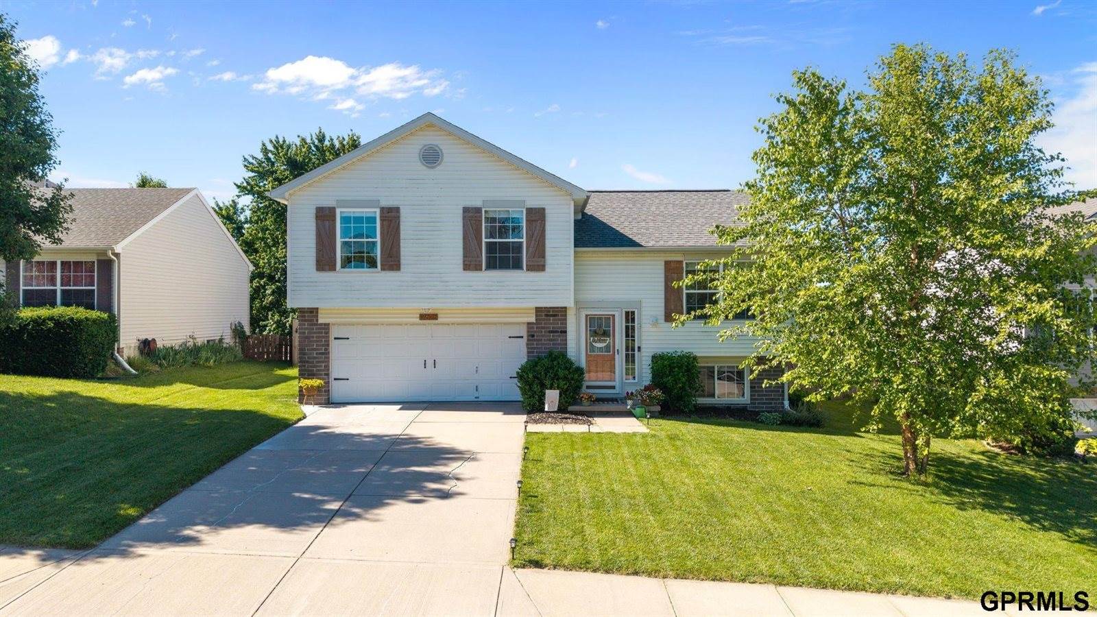 17625 Josephine Street, Omaha, NE 68136