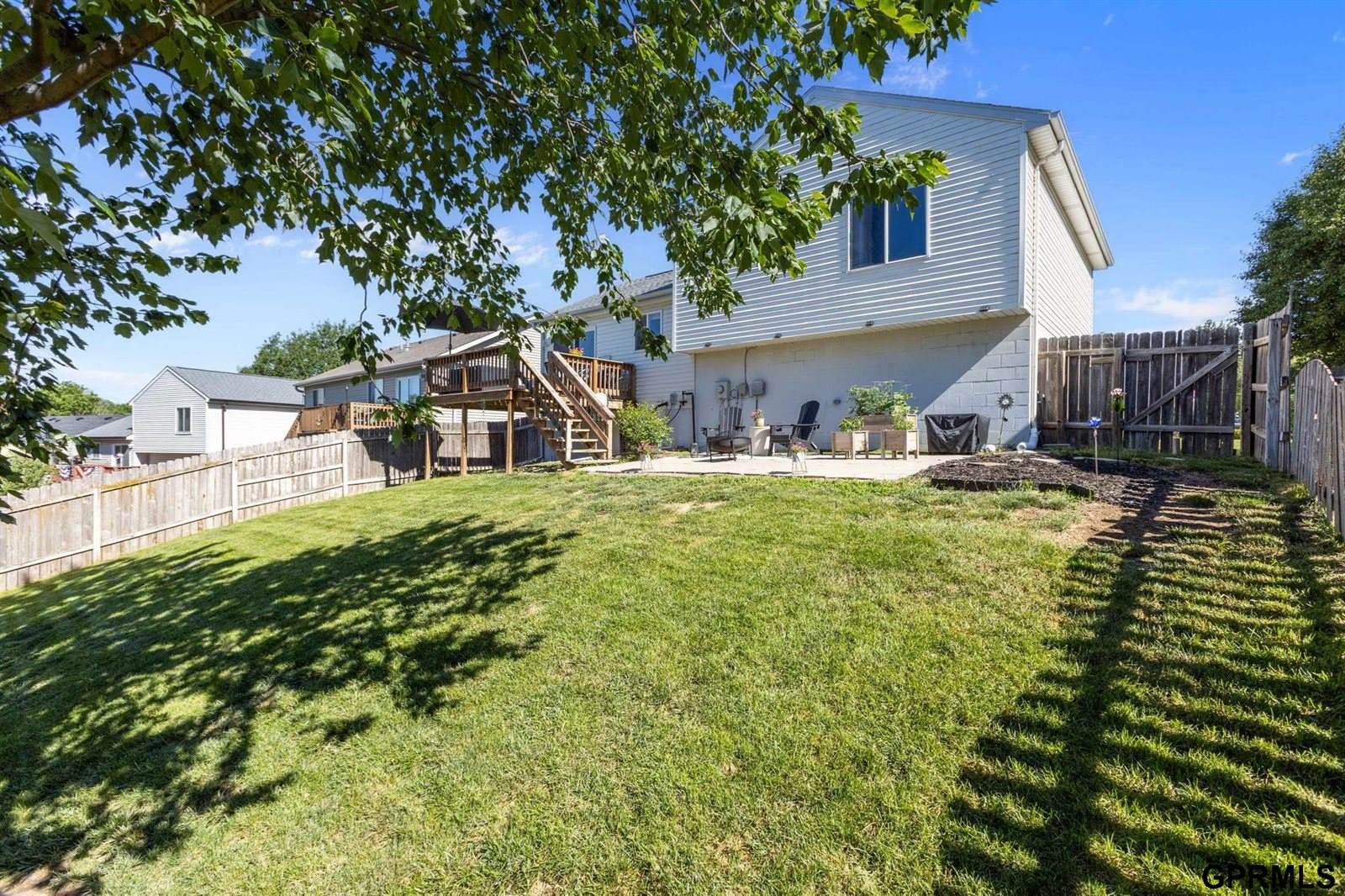17625 Josephine Street, Omaha, NE 68136