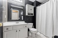 17625 Josephine Street, Omaha, NE 68136