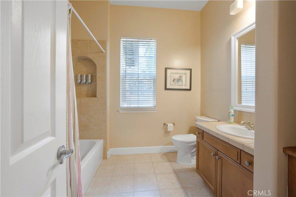 2555 Laurie Way, Arroyo Grande, CA 93420