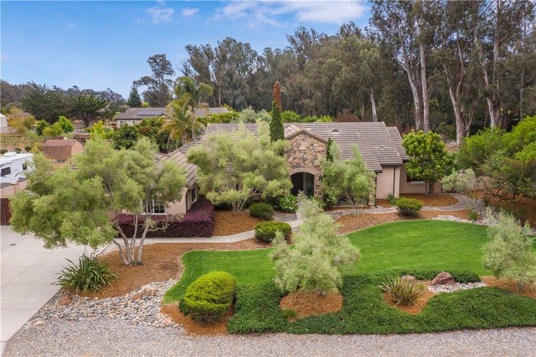 2555 Laurie Way, Arroyo Grande, CA 93420