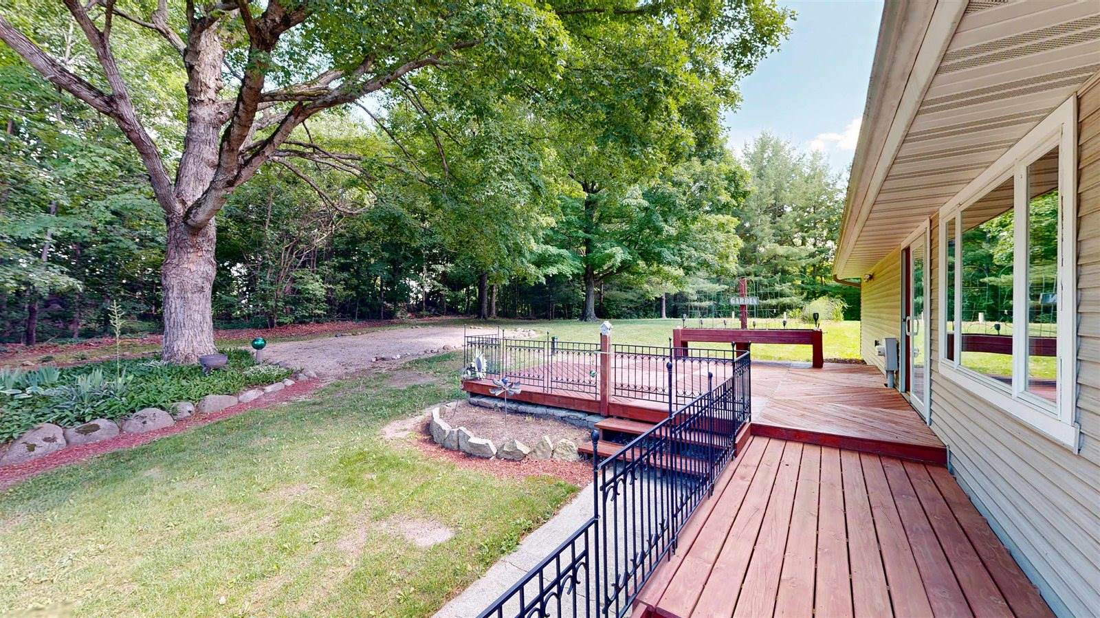 N2310 Wenham, Hebron, WI 53538