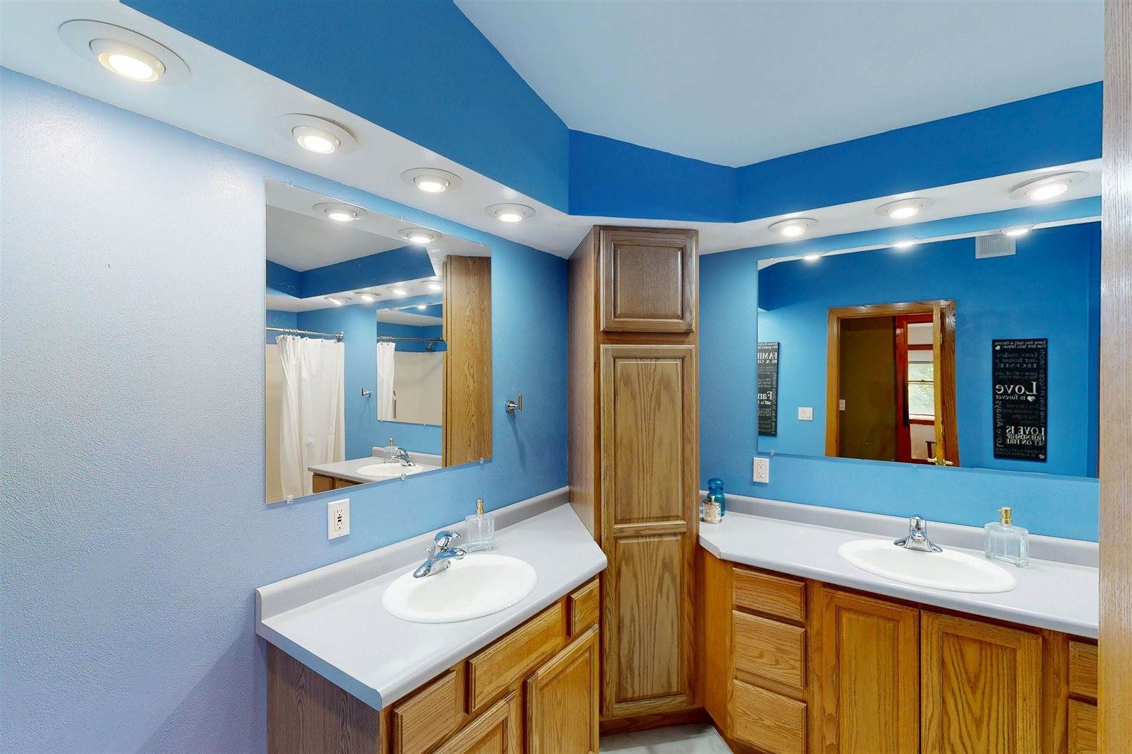 N2310 Wenham, Hebron, WI 53538