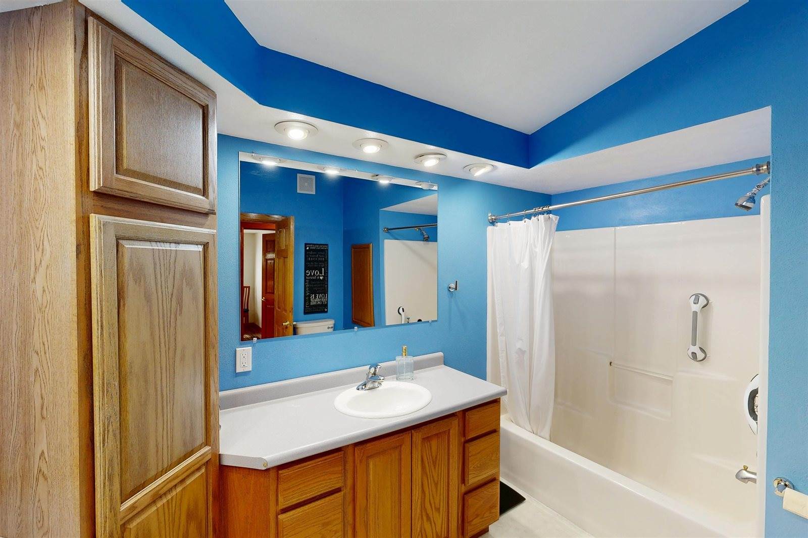 N2310 Wenham, Hebron, WI 53538
