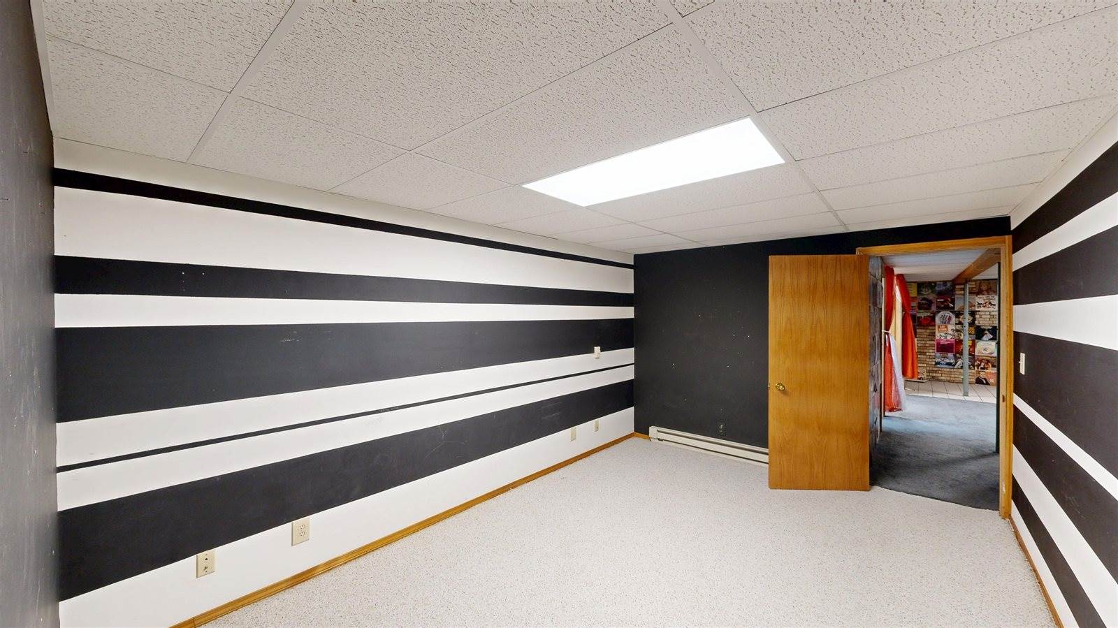 N2310 Wenham, Hebron, WI 53538