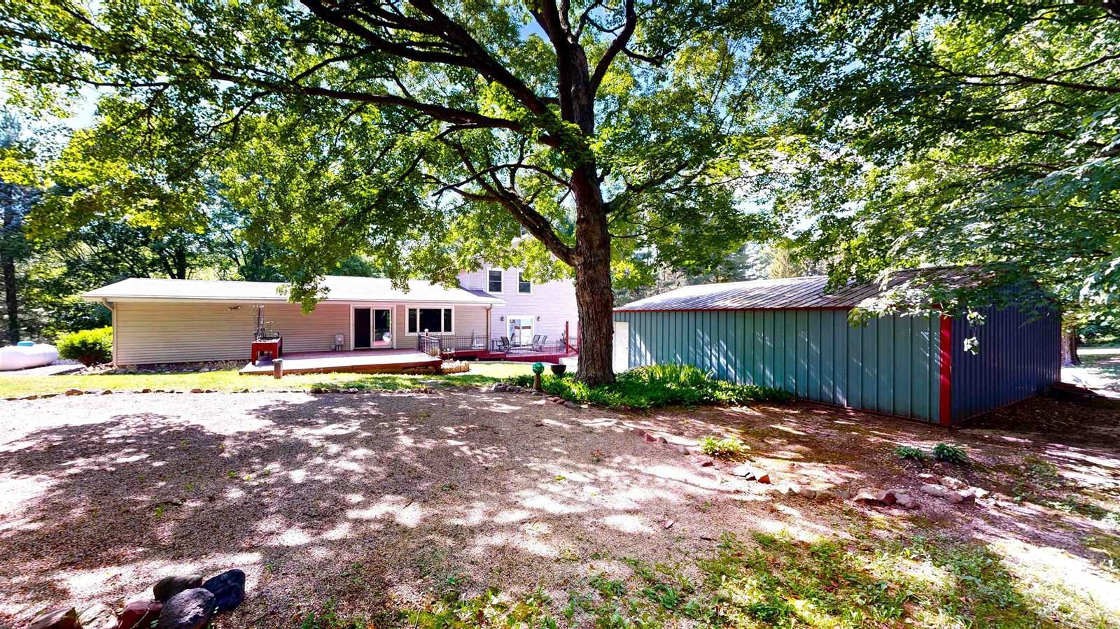 N2310 Wenham, Hebron, WI 53538