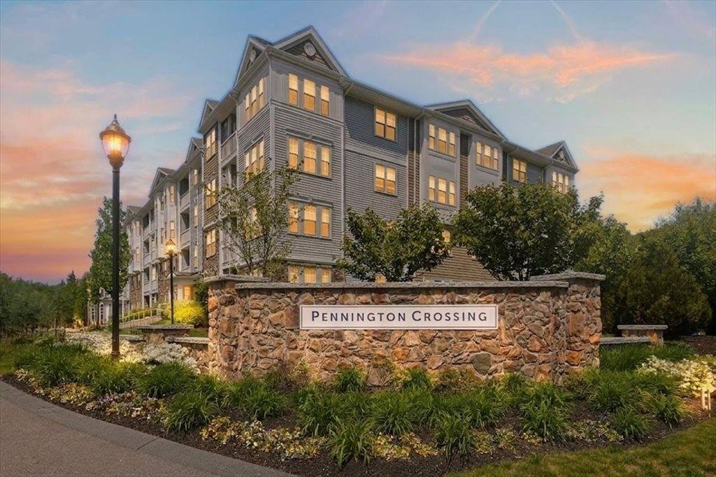 2301 Pennington Dr, Walpole, MA 02081