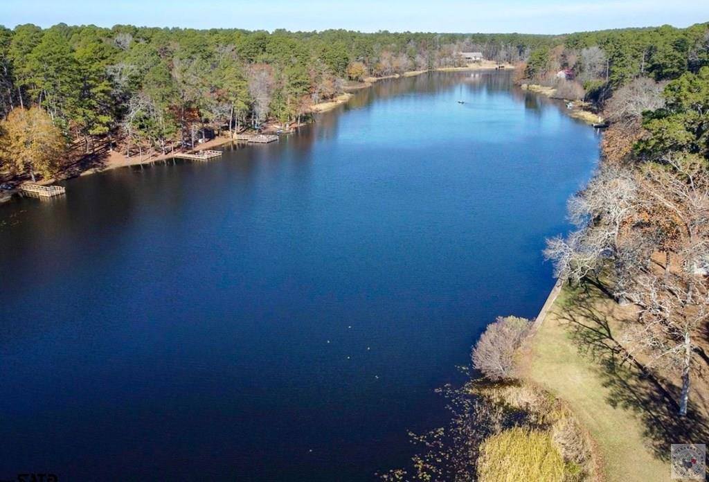 178 Pine Needle Glen, Holly Lake Ranch, TX 75675