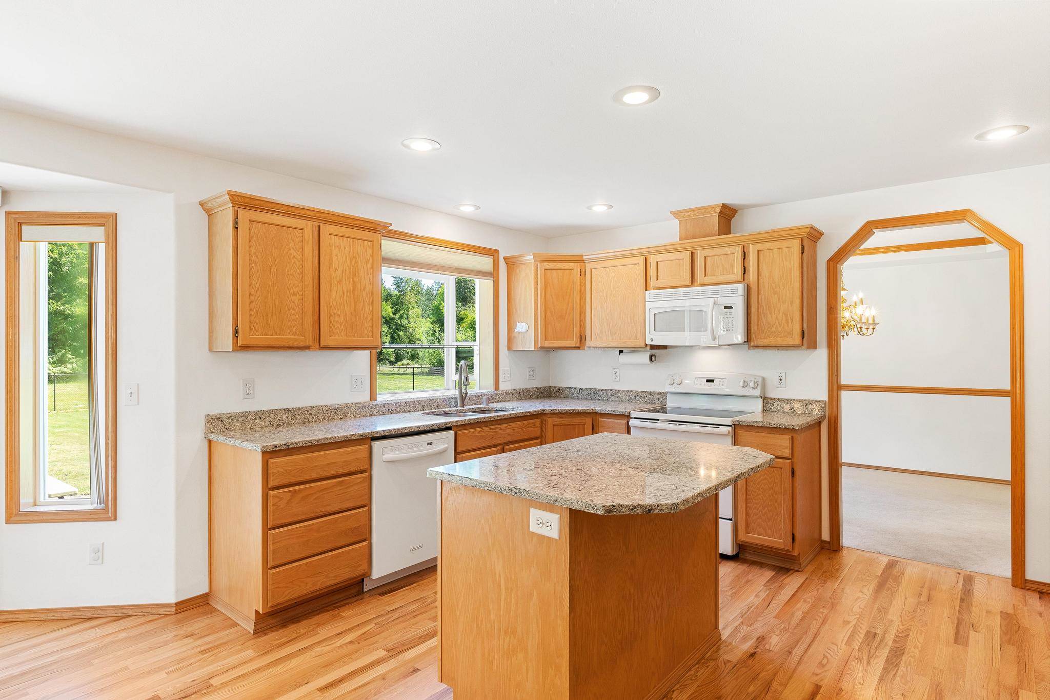 23215 37th Ave NE, Arlington, WA 98223