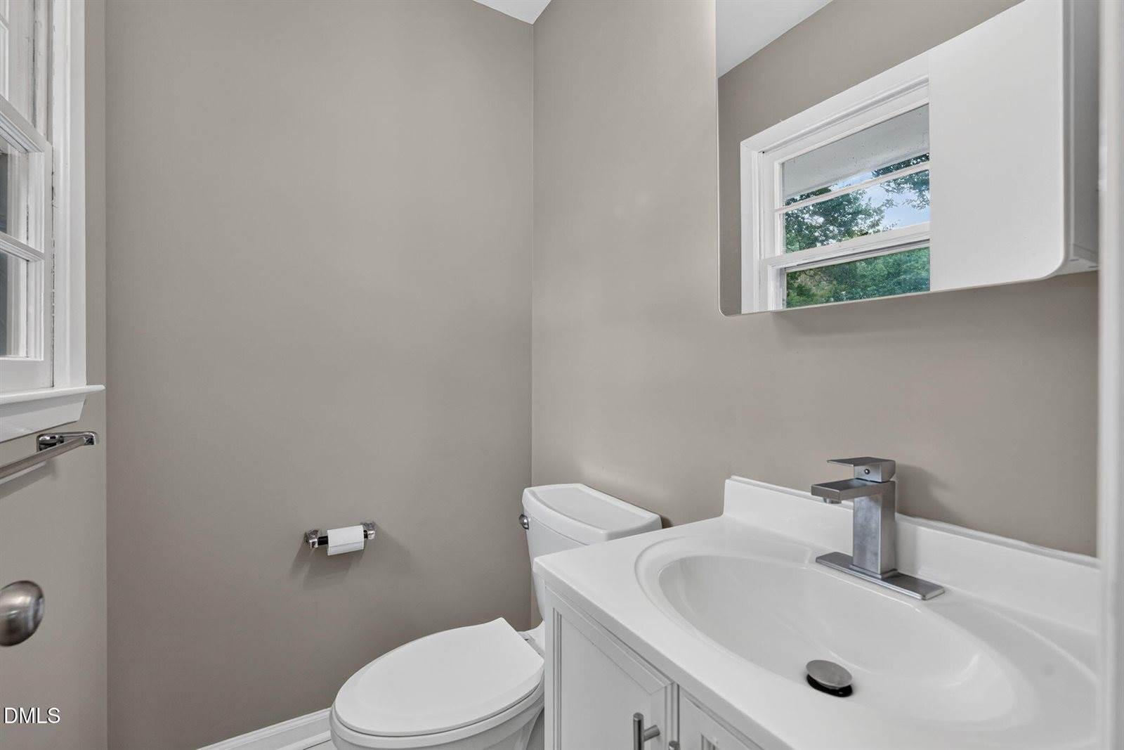 1513 North King Charles Road, Raleigh, NC 27610