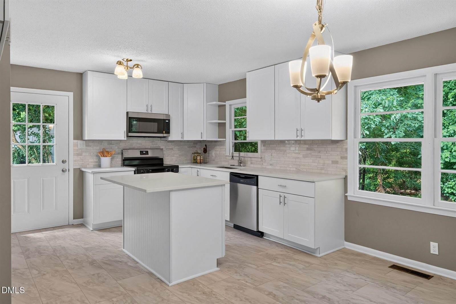 1513 North King Charles Road, Raleigh, NC 27610