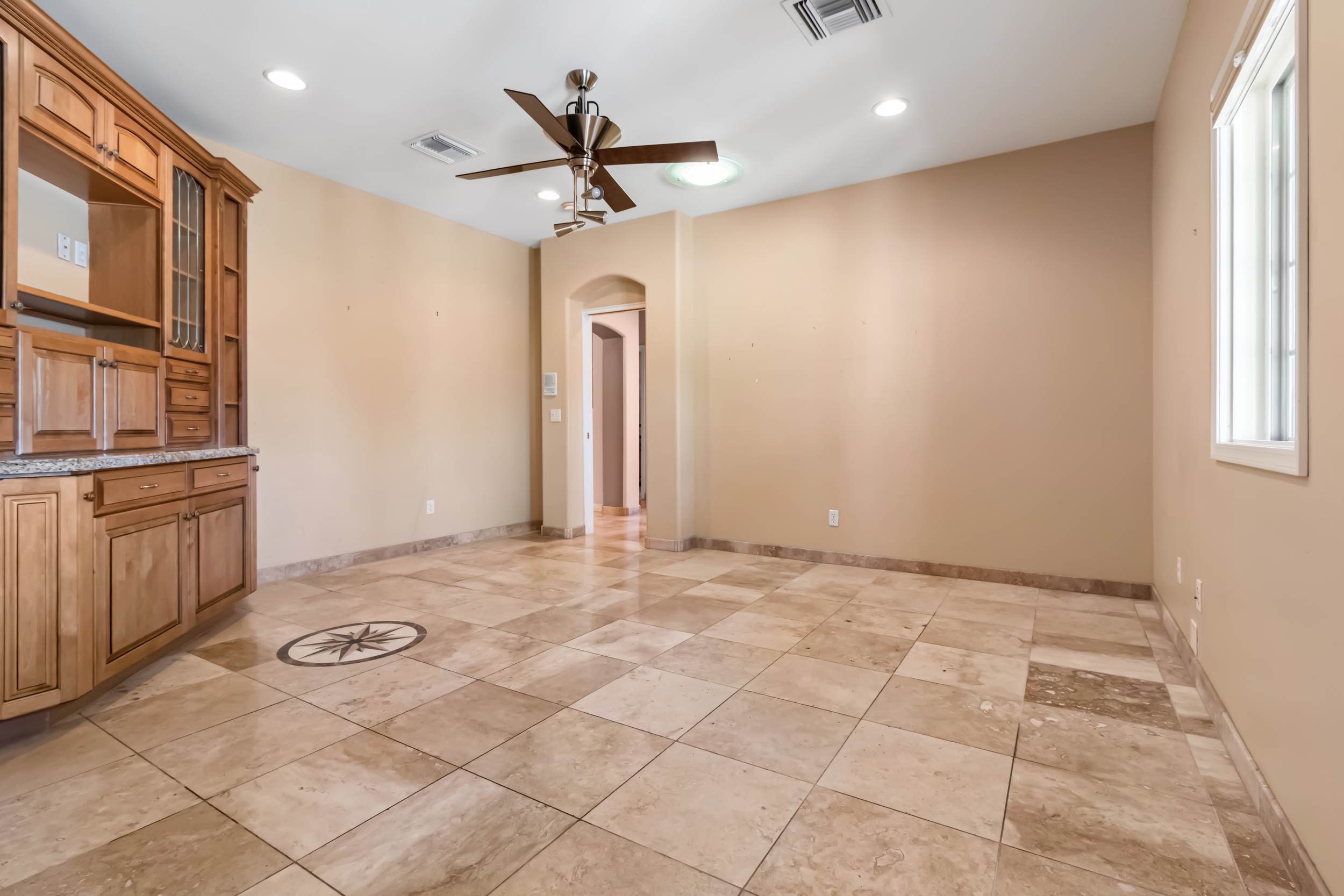 17269 N Coyote Lakes Parkway, Surprise, AZ 85378