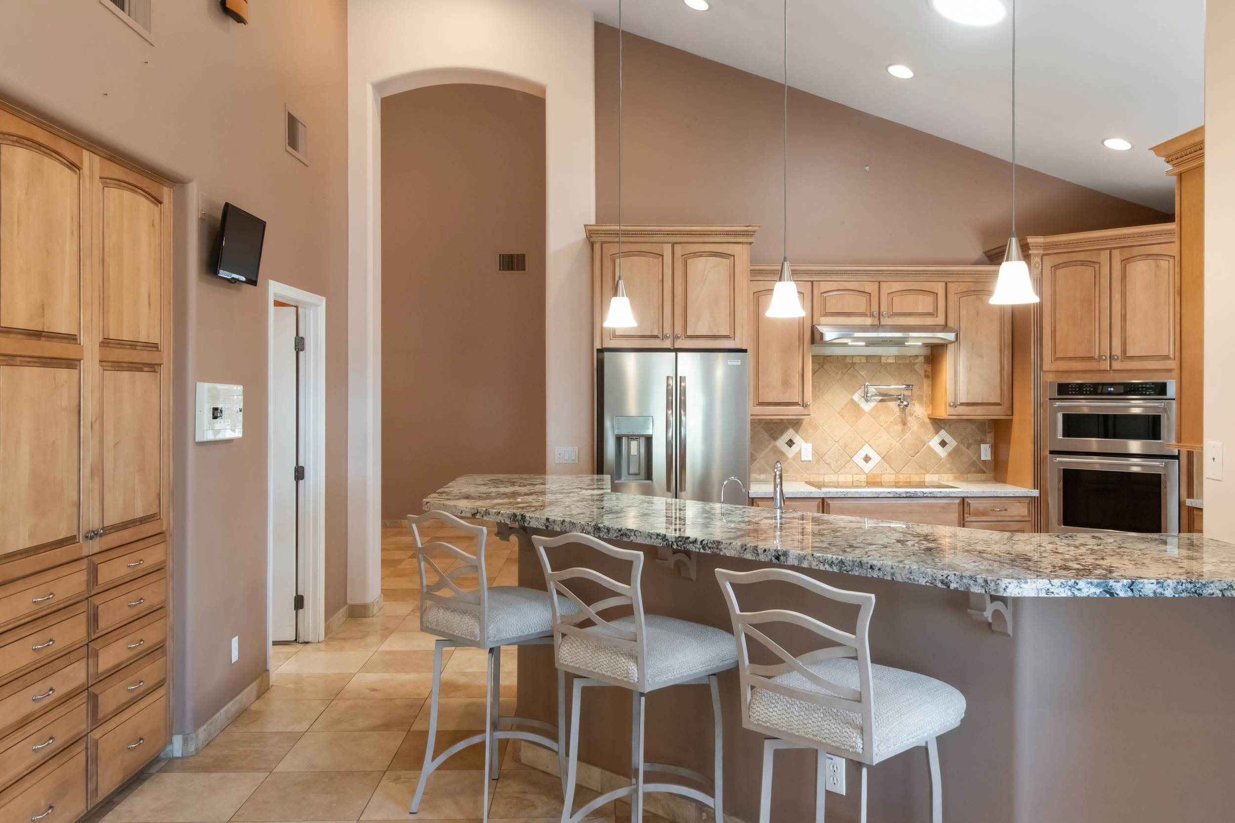 17269 N Coyote Lakes Parkway, Surprise, AZ 85378