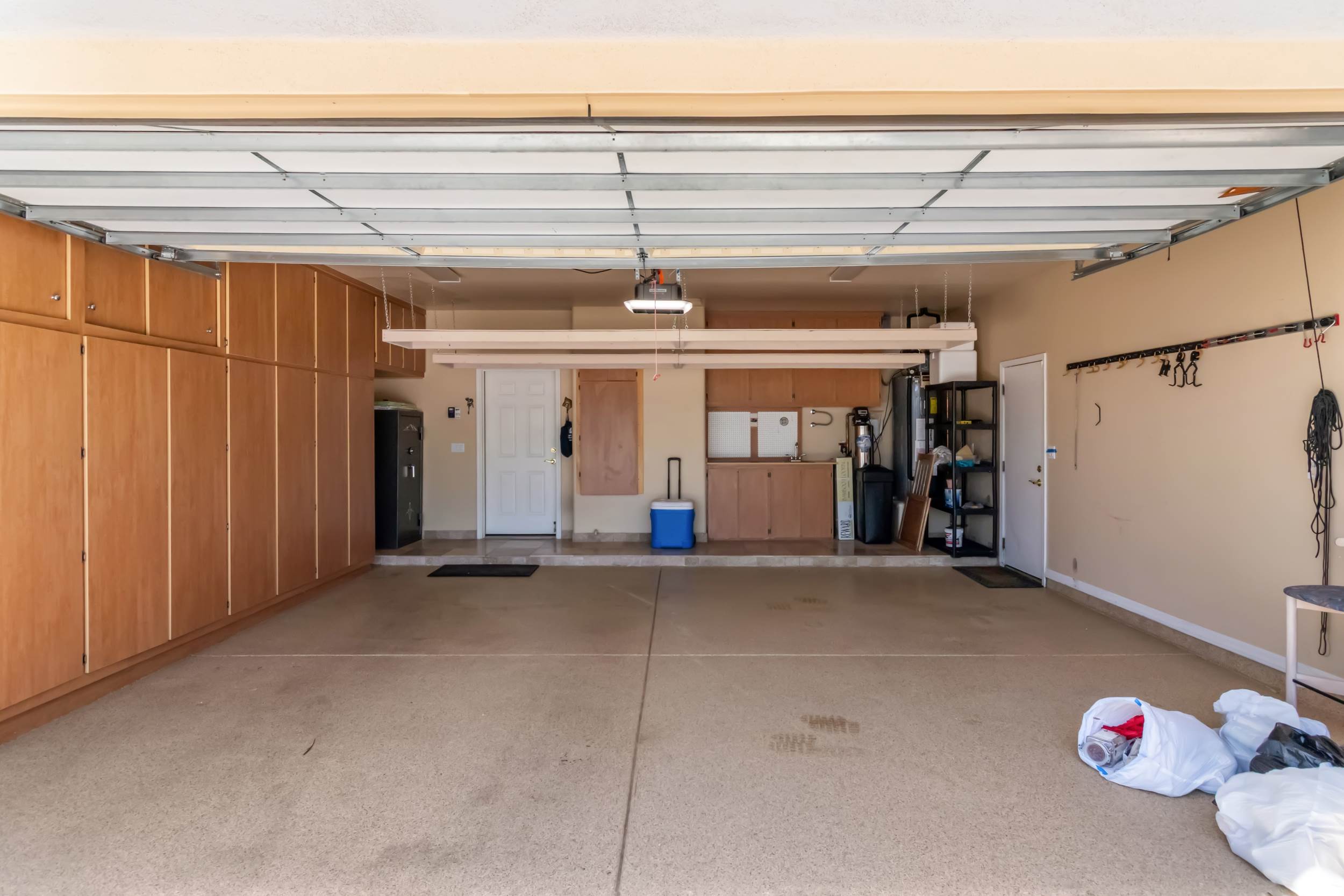17269 N Coyote Lakes Parkway, Surprise, AZ 85378