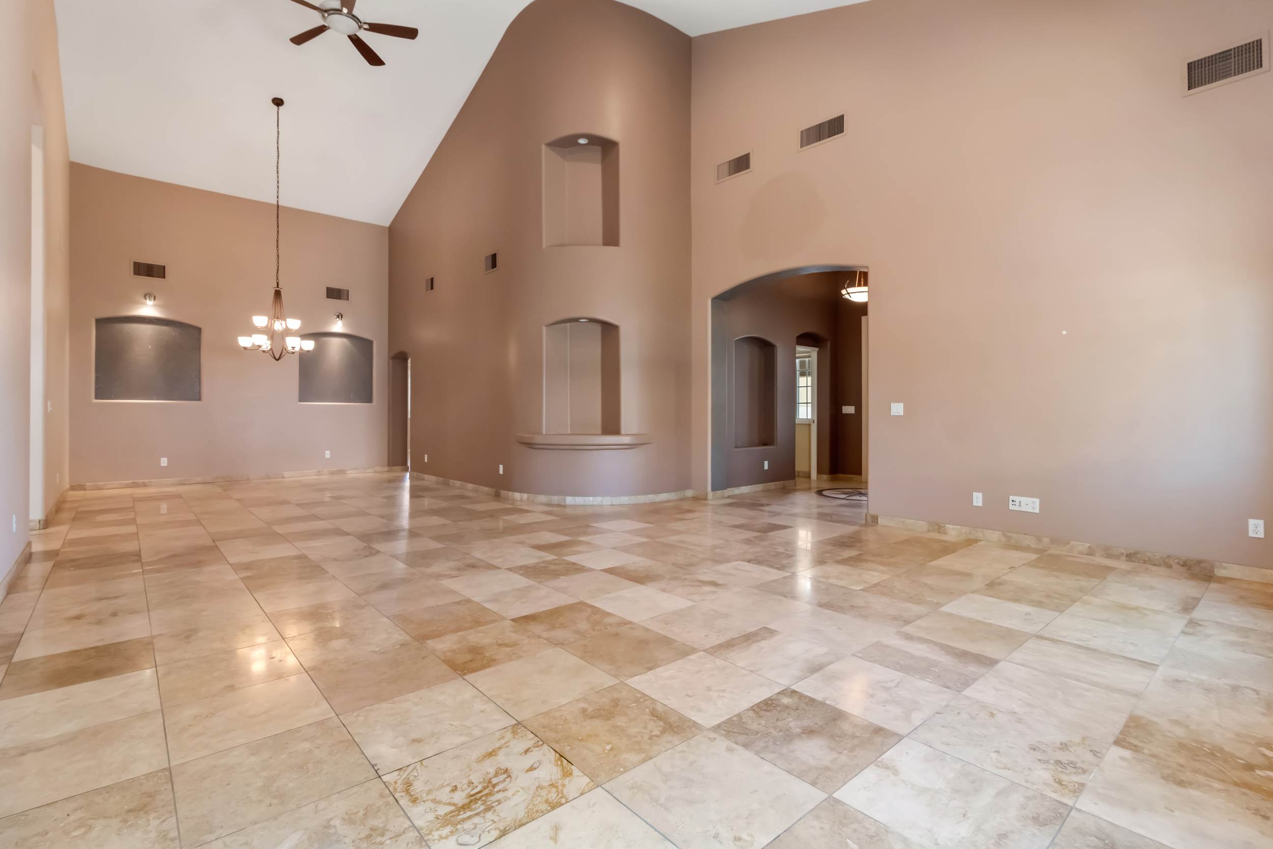 17269 N Coyote Lakes Parkway, Surprise, AZ 85378