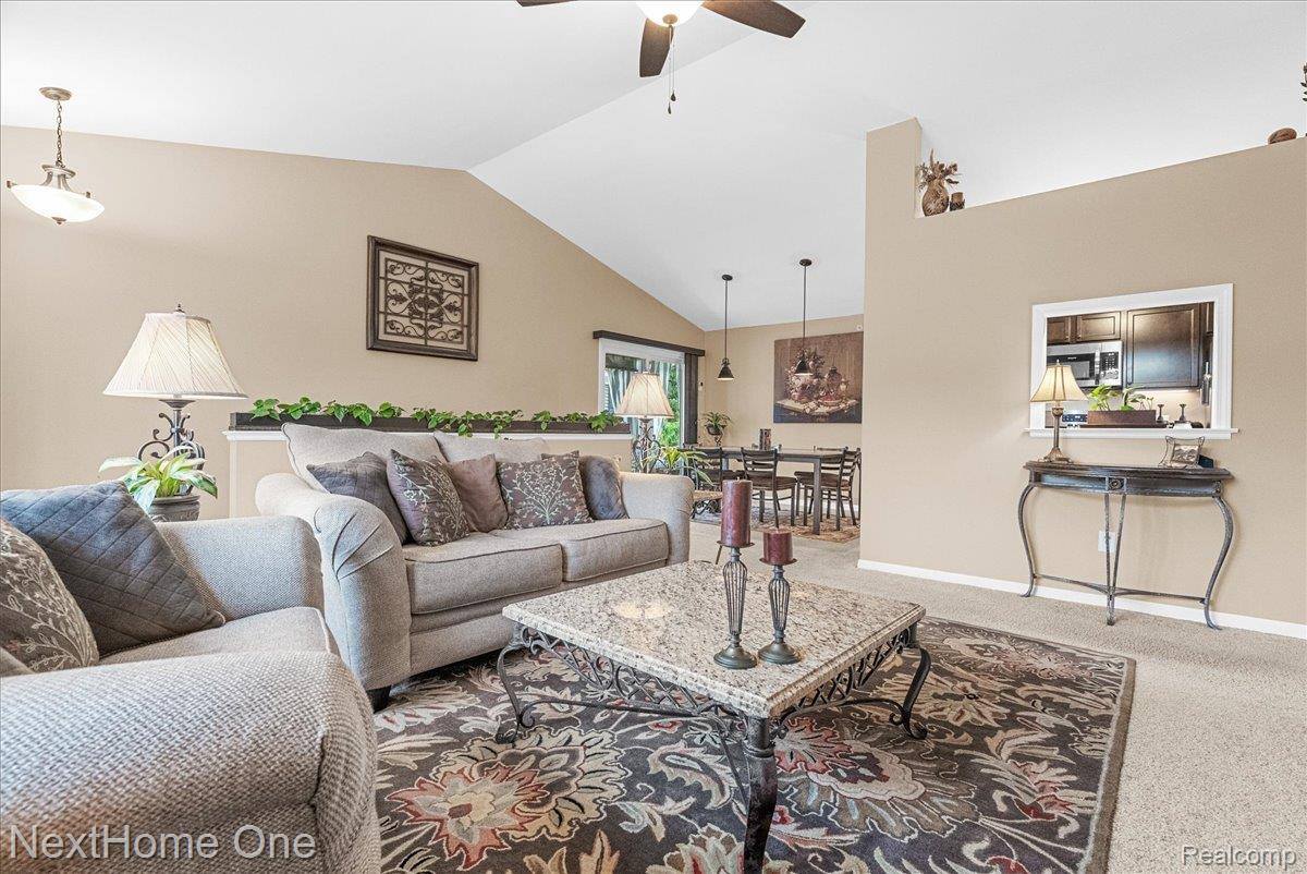 432 Maple Cove Circle, SalineCity_Washtenaw, MI 48176