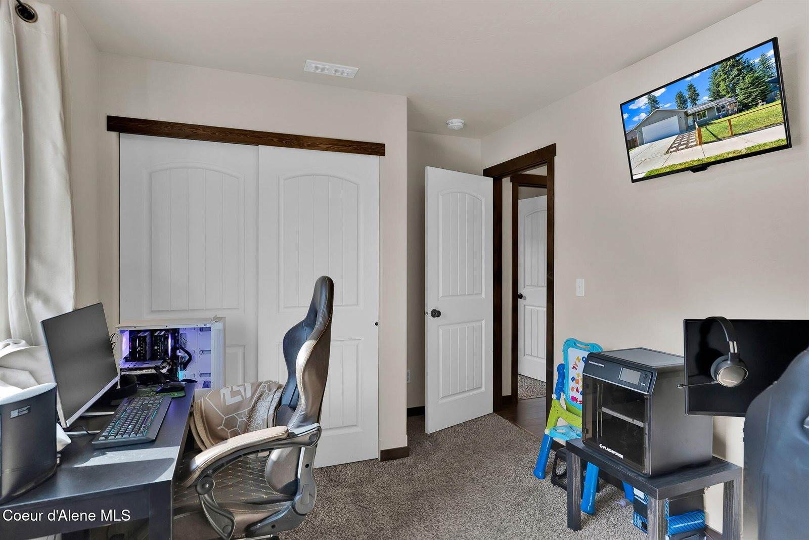 5802 West Joss Ln, Spirit Lake, ID 83869